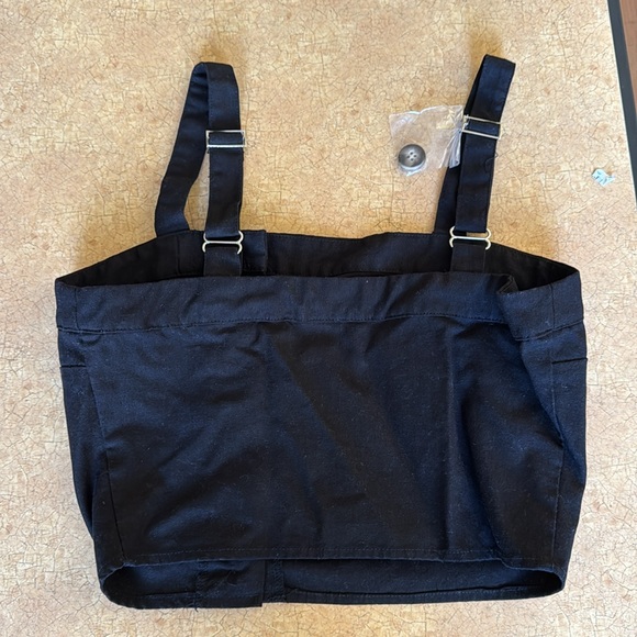 Black Sky and Sparrow button up cropped tank top - Picture 3 of 6